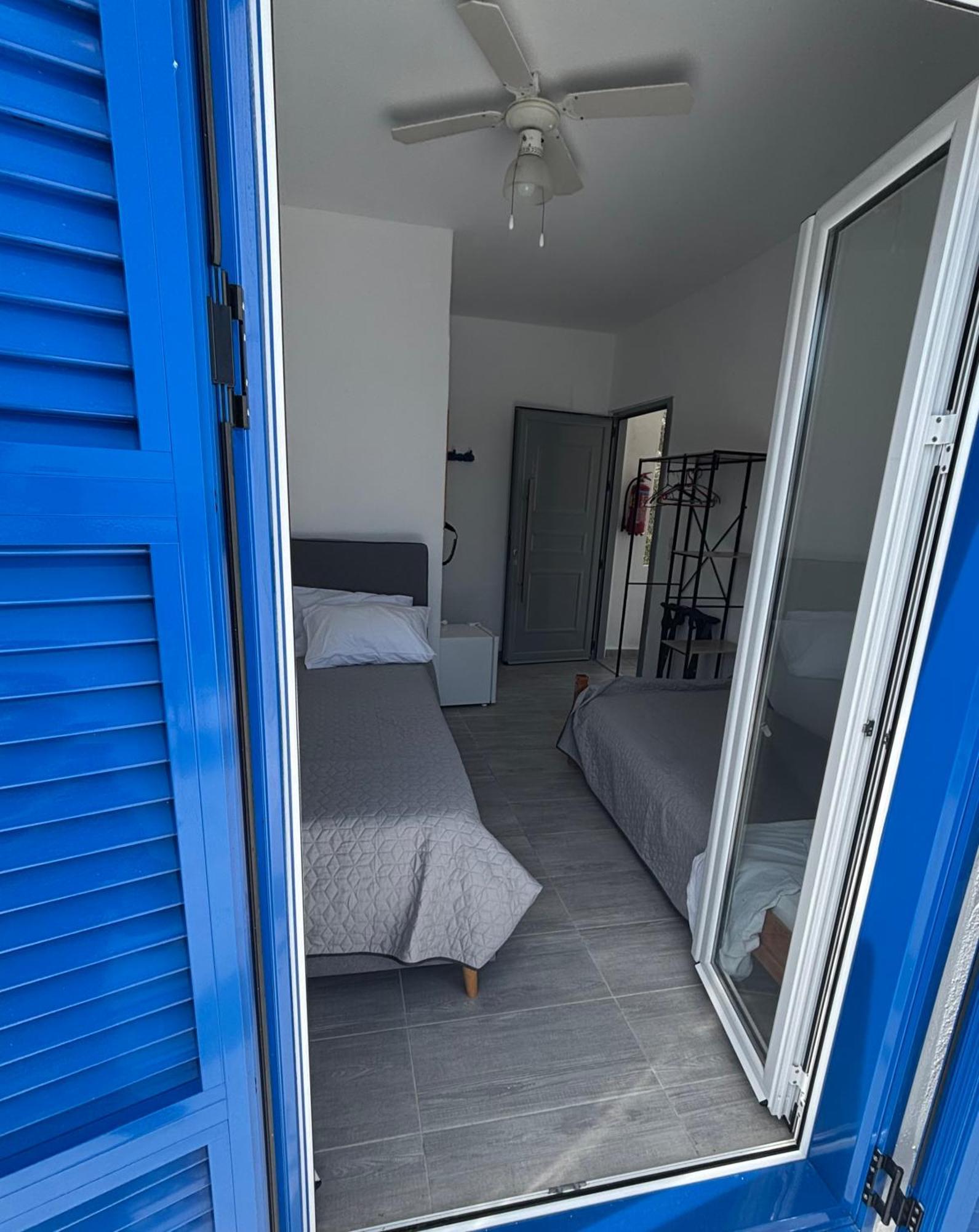 Scirocco Rooms Loutro Exterior photo