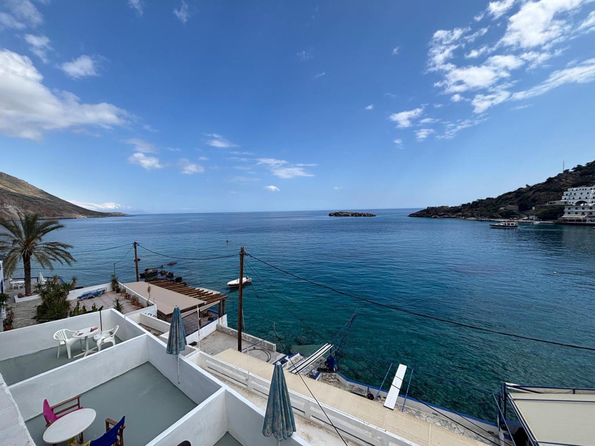 Scirocco Rooms Loutro Exterior photo