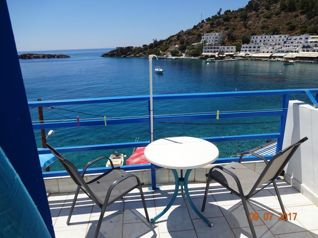 Scirocco Rooms Loutro Exterior photo